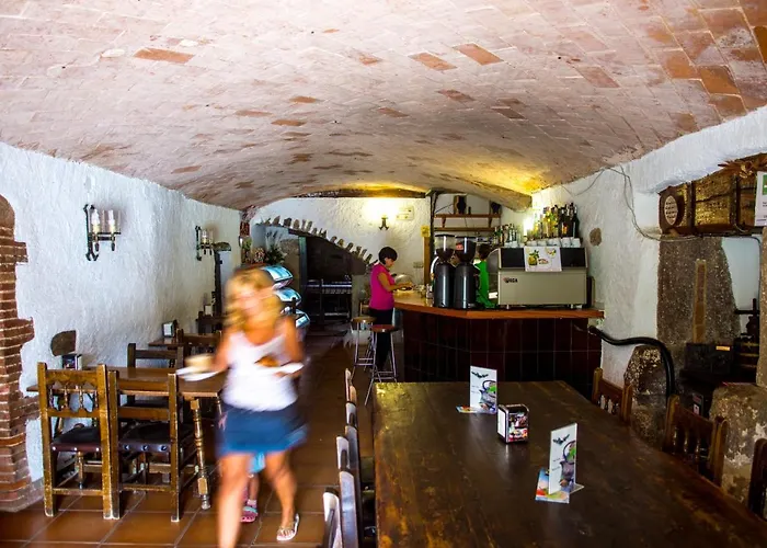 Hotel Camping El Pasqualet Caldes De Montbui