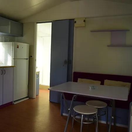 Camping El Pasqualet Caldes De Montbui