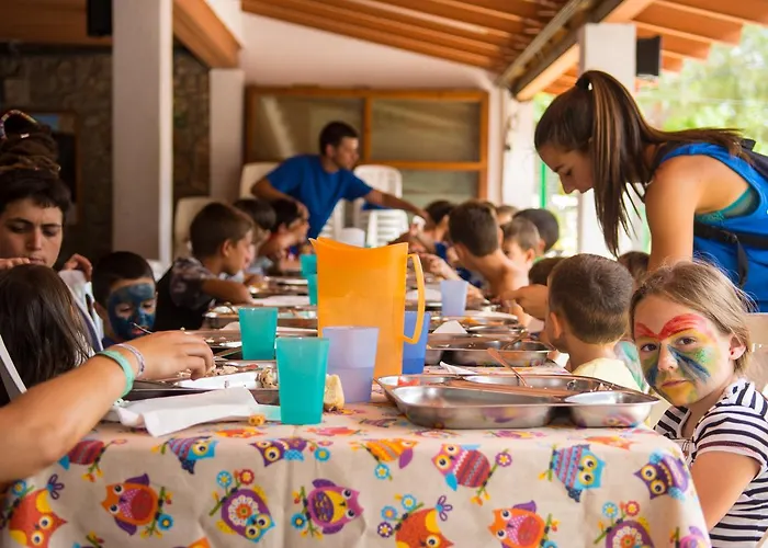 Camping El Pasqualet Caldes De Montbui